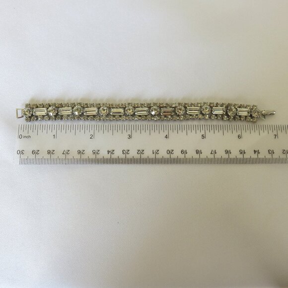 Rhinestone and Silvertone Bracelet 7"...................1224 - Picture 5 of 6